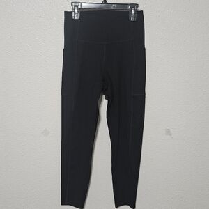 girlfriend Collective leggings side pockets size small